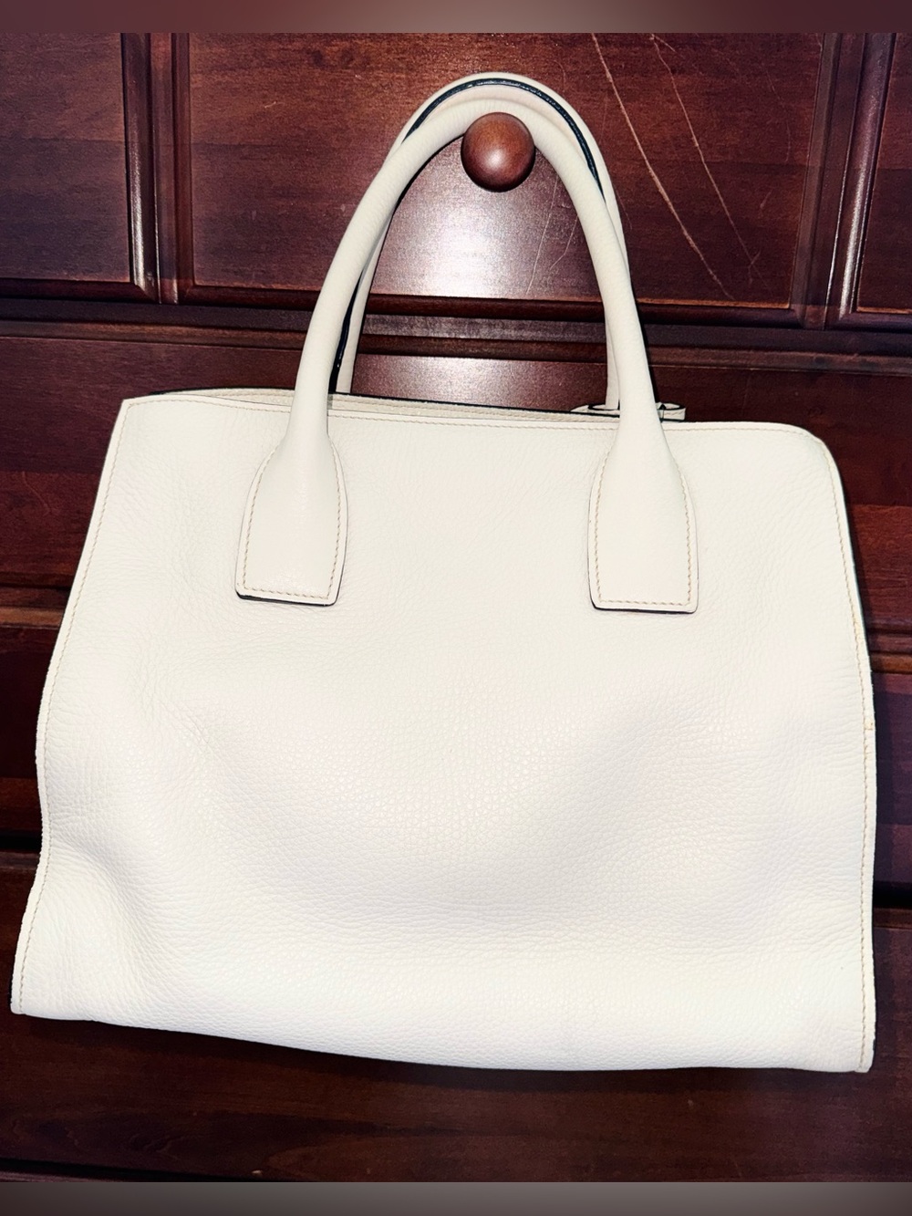 Prada AUTHENTIC Talco Off White Vitello Daino Textured Leather Tote Bag - Picture 6 of 16